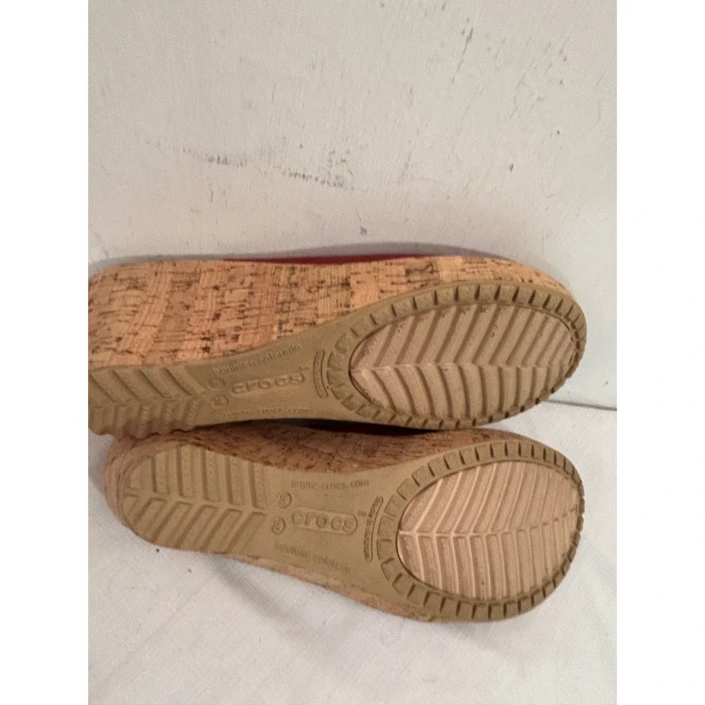Crocs Leigh Wedge Sandal 8 Red Leather Cork Heel Slingback Womens